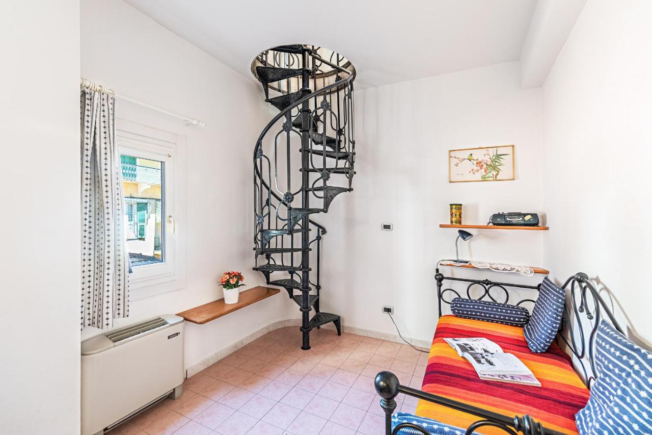 Appartement Gaudio Flat Near Ariston Theater By Wonderful Italy à San Remo Extérieur photo