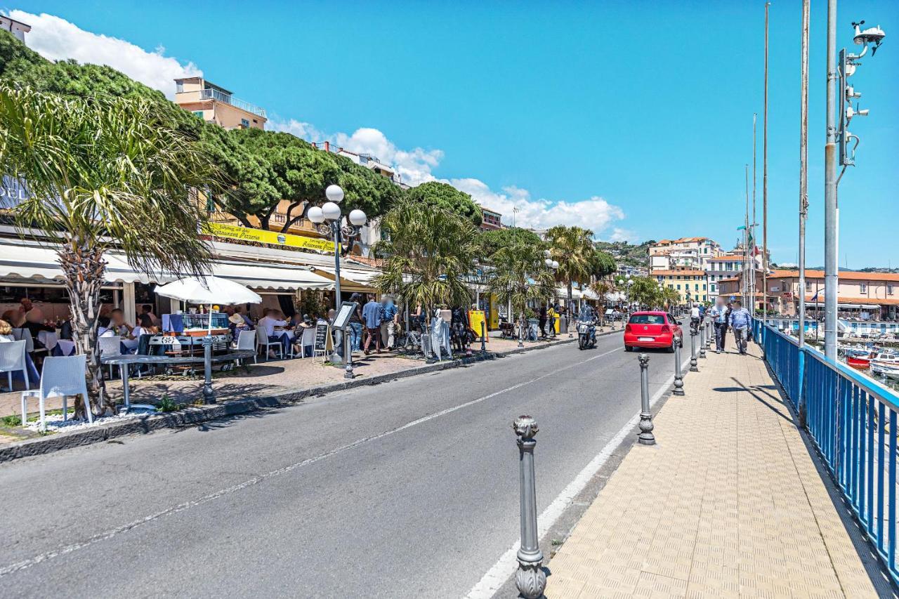 Appartement Gaudio Flat Near Ariston Theater By Wonderful Italy à San Remo Extérieur photo