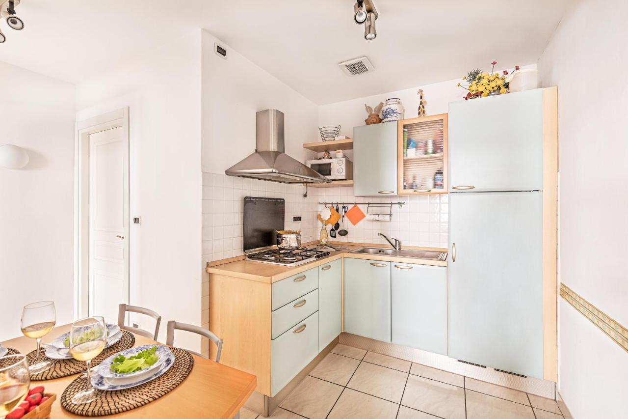 Appartement Gaudio Flat Near Ariston Theater By Wonderful Italy à San Remo Extérieur photo